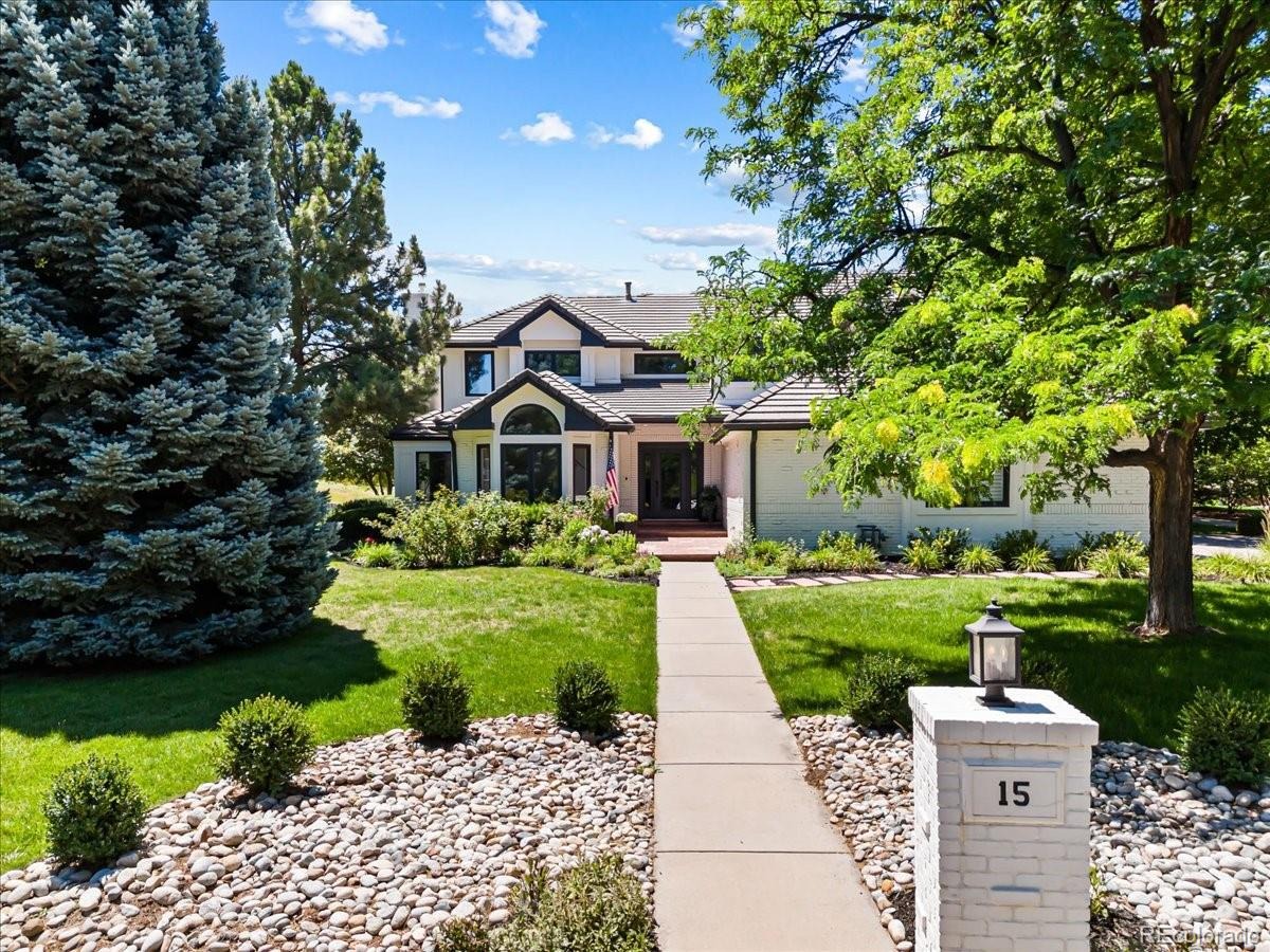 15 Glenmoor Circle