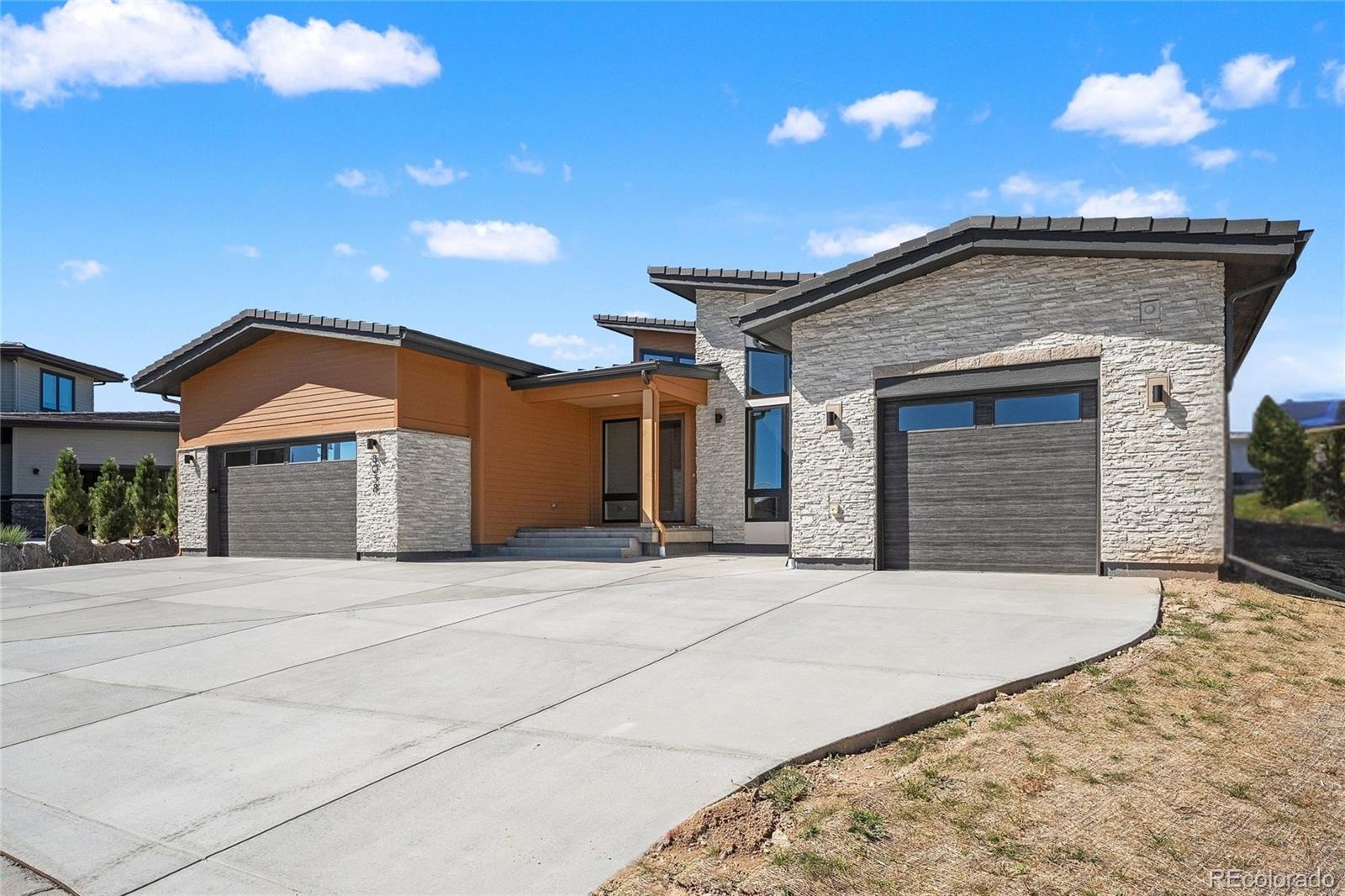 8038 Vestal Peak Court