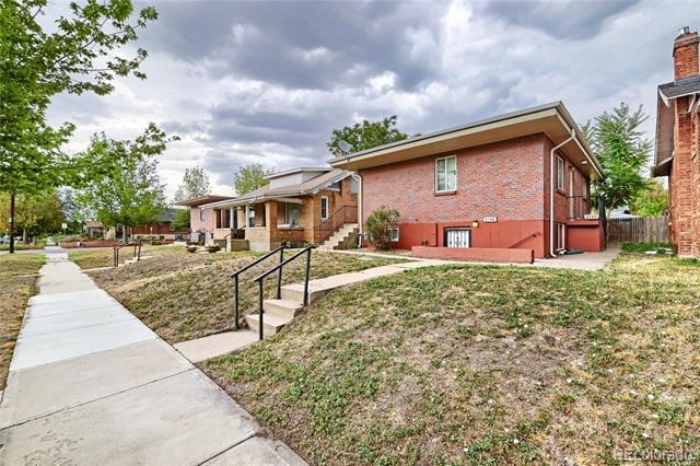 3144 N Vine Street