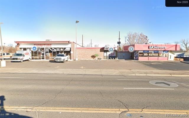 2401 W Alameda Avenue