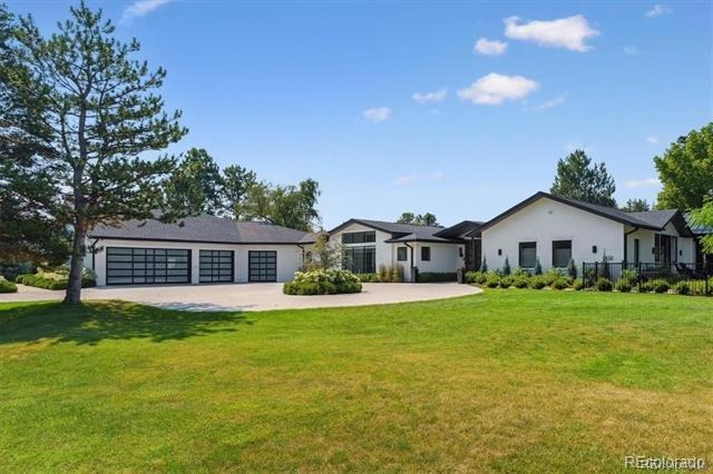 4900 Lakeshore Drive