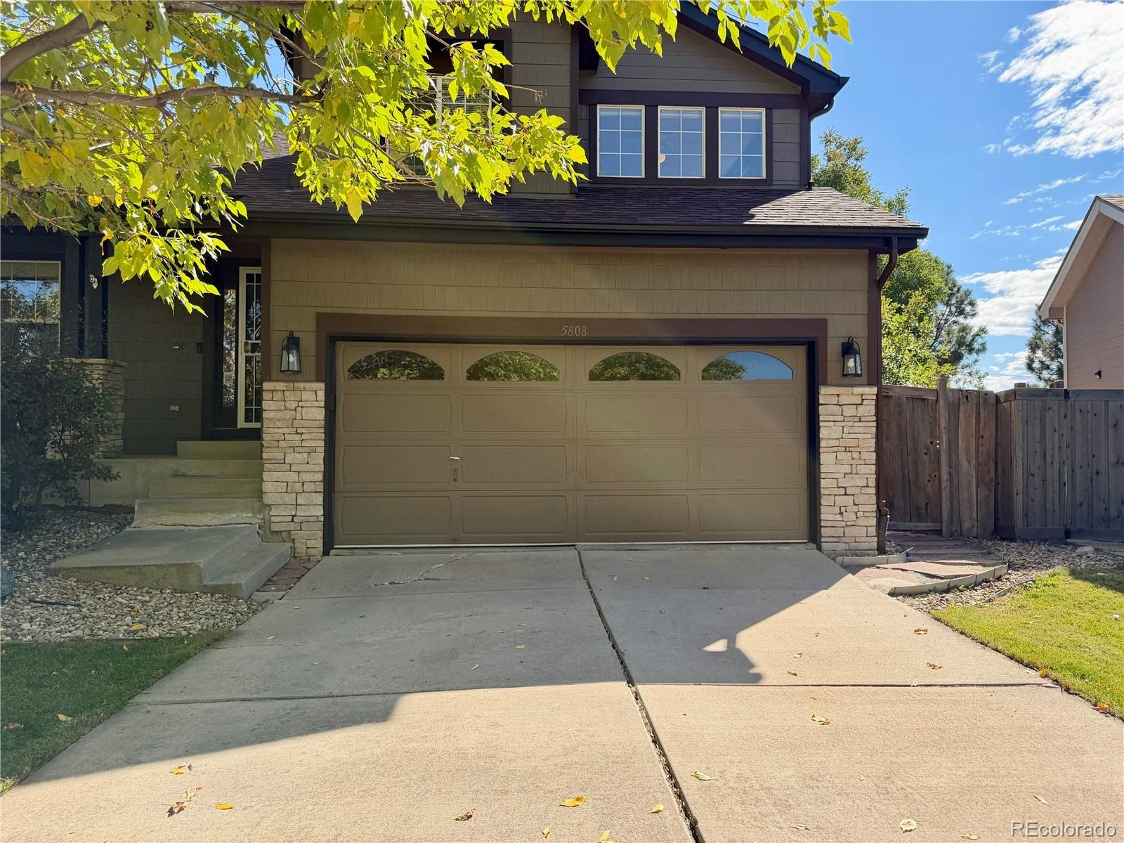 5808 W Ida Drive