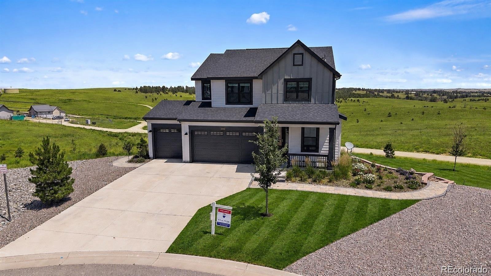 39358 Hart Circle