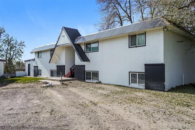 2107 Preuss Road